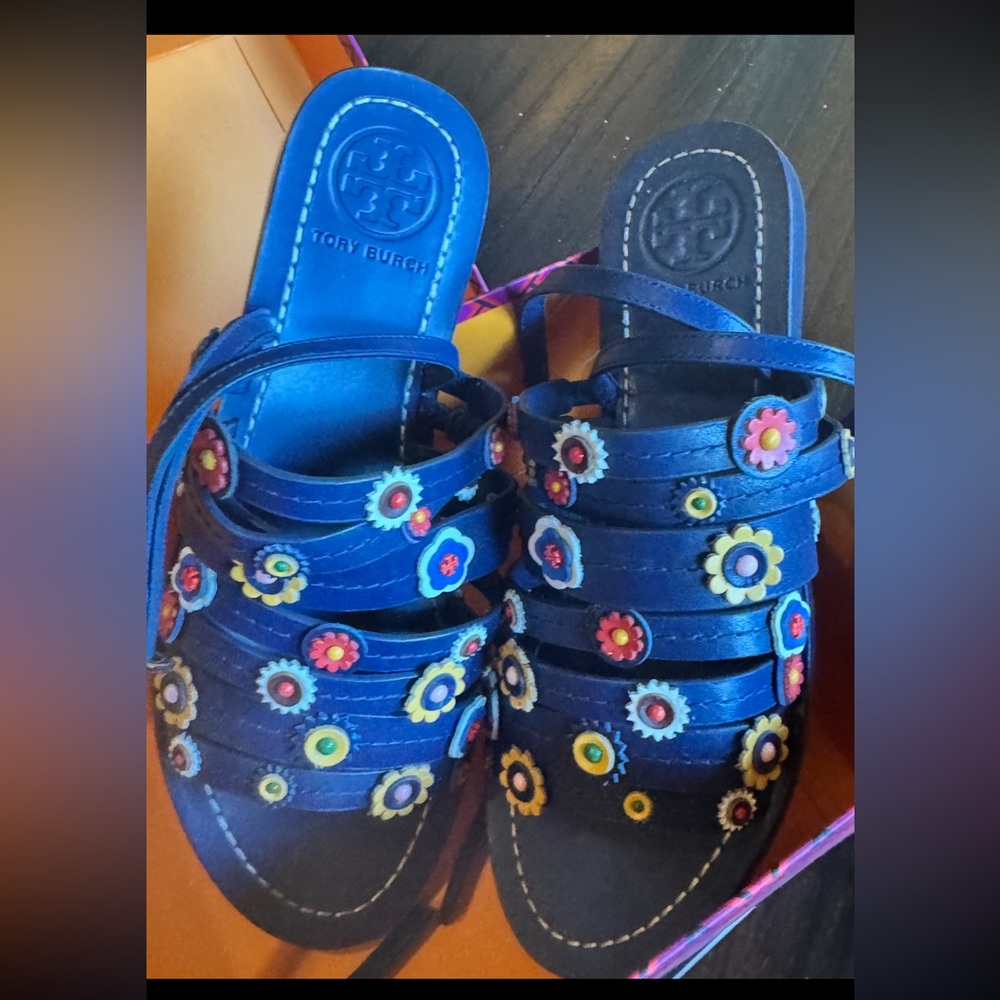 Tory Burch Multicolor Floral Women's Sandals! BRAND NEW! - Picture 6 of 6